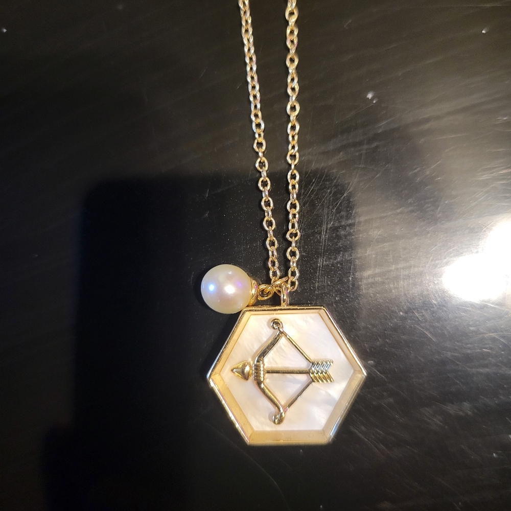 2/$30 - Vantel Pearls Light Pearl Necklace (1)